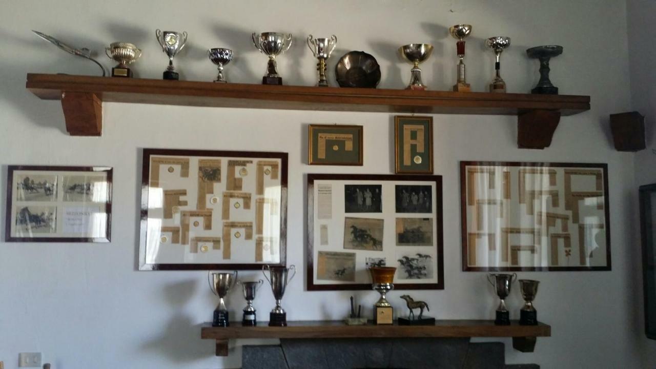 Scuderia 100 Pertiche Villa Villanterio Eksteriør bilde